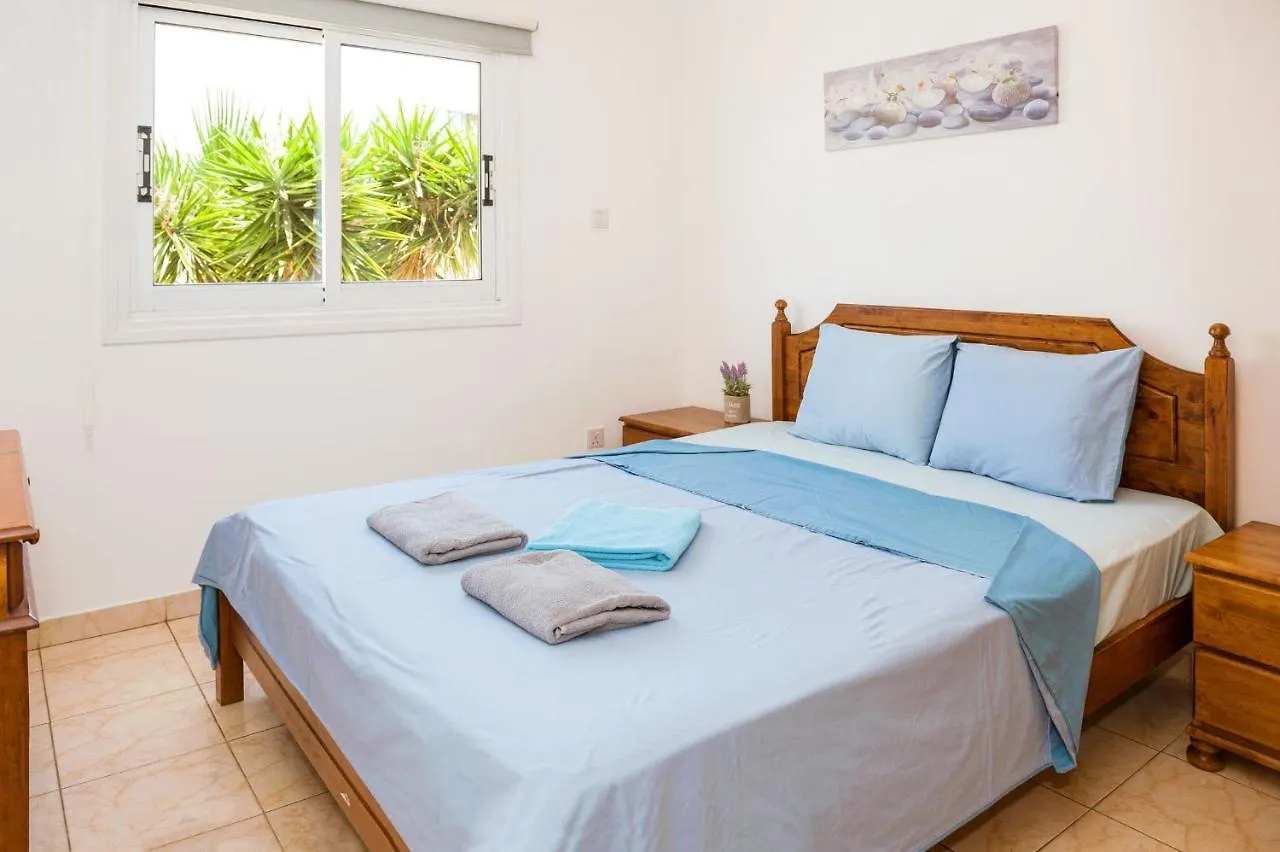 איה נאפה Mynapa Apartments